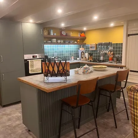 Carmagnac Cowshed Vaux-Lavalette