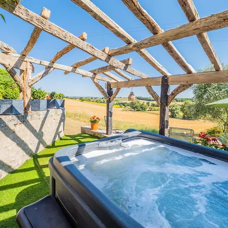 Apartment Carmagnac - Luxury Romantic With Hot Tub In The Charente