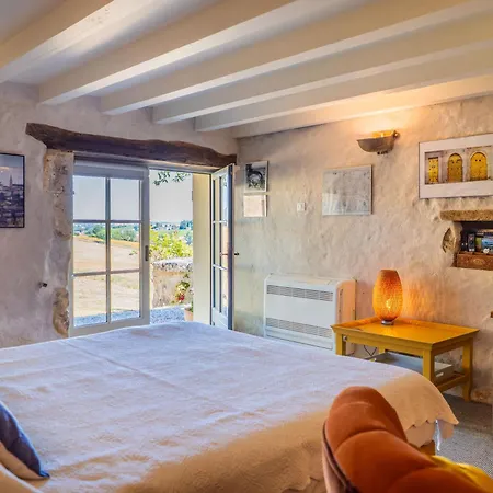 Carmagnac - Luxury Romantic With Hot Tub In The Charente *