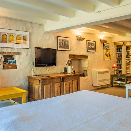 Appartamento Carmagnac Cowshed Vaux-Lavalette