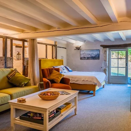 Carmagnac - Luxury Romantic With Hot Tub In The Charente Apartment