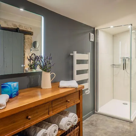 Apartment Carmagnac - Luxury Romantic With Hot Tub In The Charente