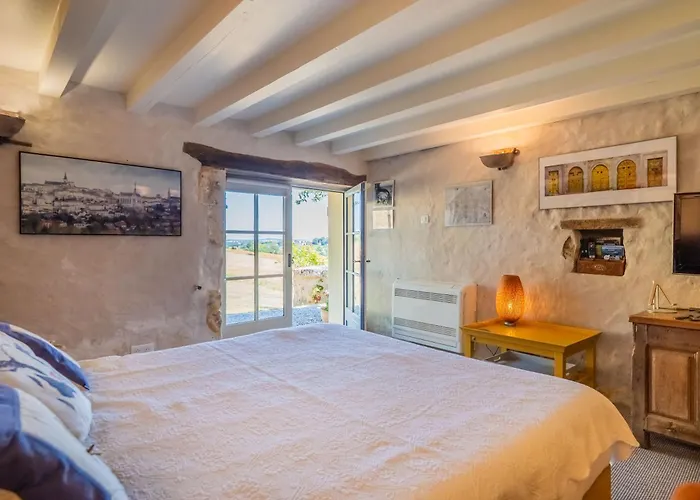 Carmagnac Cowshed Apartmán *